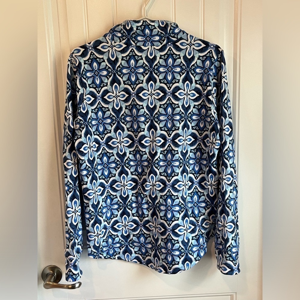 NWOT Vera Bradley 1/4 zip Sweatshirt Sweater Top RAINDROP MEDALLION Blue - Picture 6 of 11